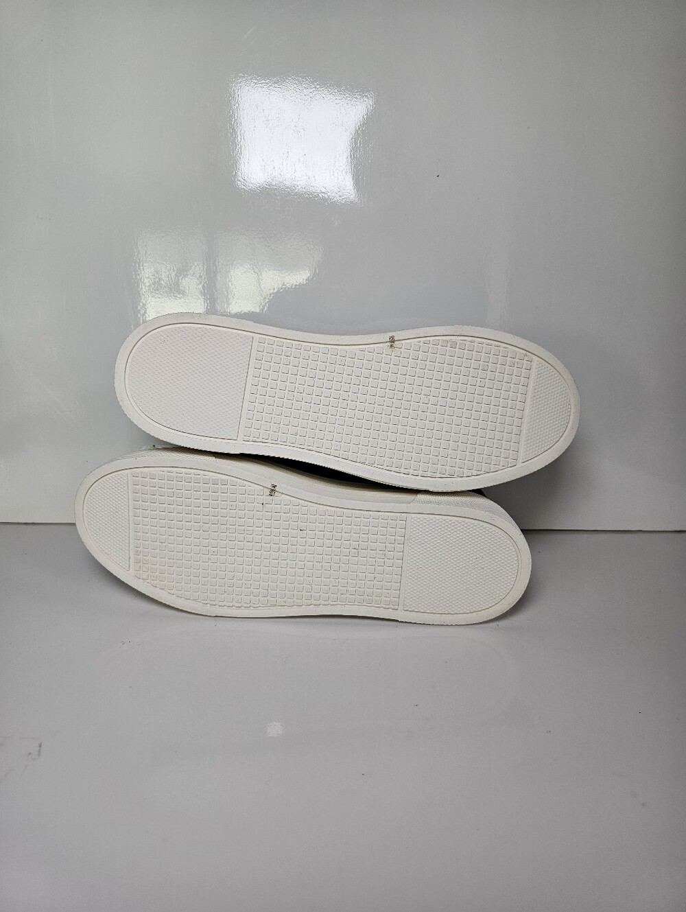 Jessica Simpson Leopard Print Platform Sneakers NWOB Women's Size 9.5 - Picture 9 of 10